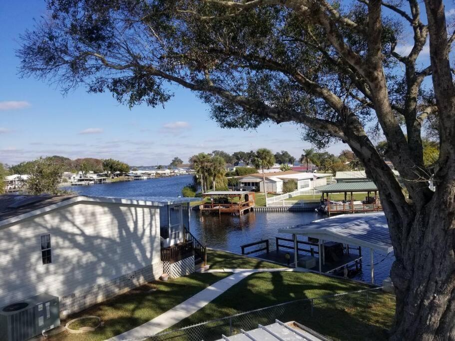 הוילה טבארס 3 Bed, 2 Bath, Waterfront, Dock, Large Driveway מראה חיצוני תמונה
