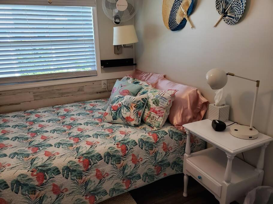 הוילה טבארס 3 Bed, 2 Bath, Waterfront, Dock, Large Driveway מראה חיצוני תמונה